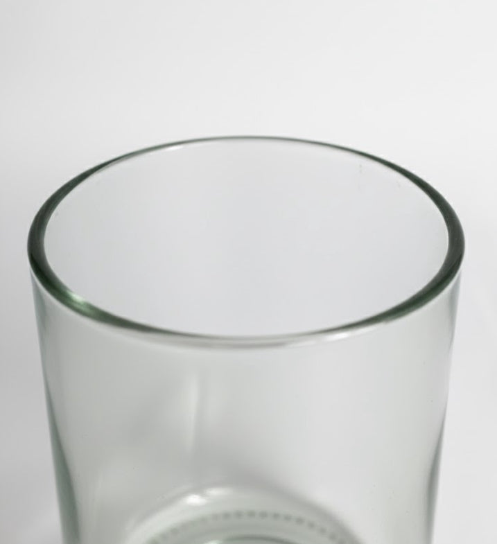Trinkglas aus upgecycelter Weinflasche – Transparent (225 ml)